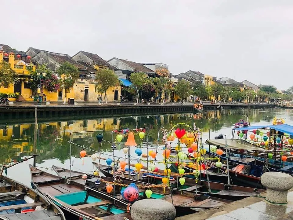The Beach Hoi An Homestay 2*,