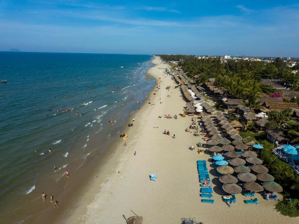 The Beach Hoi An Homestay 2*,